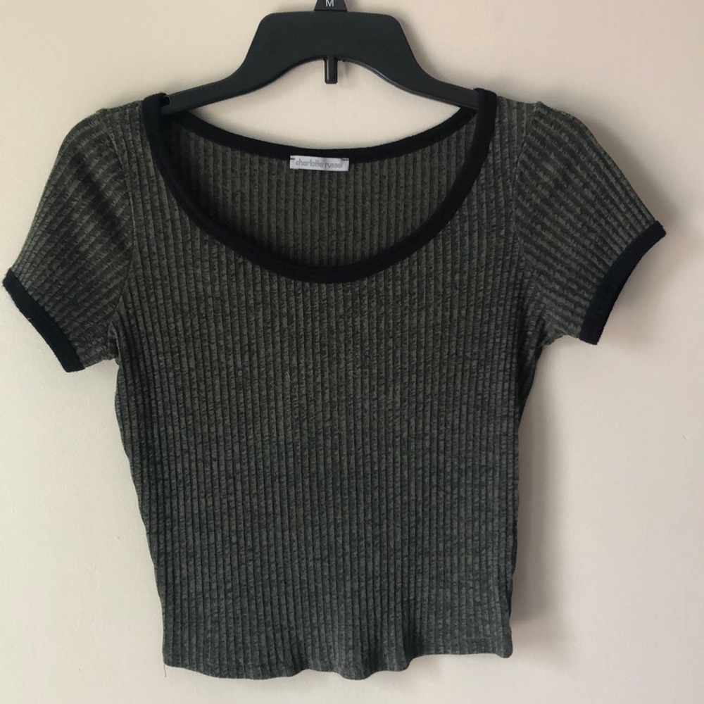 short sleeve shirt